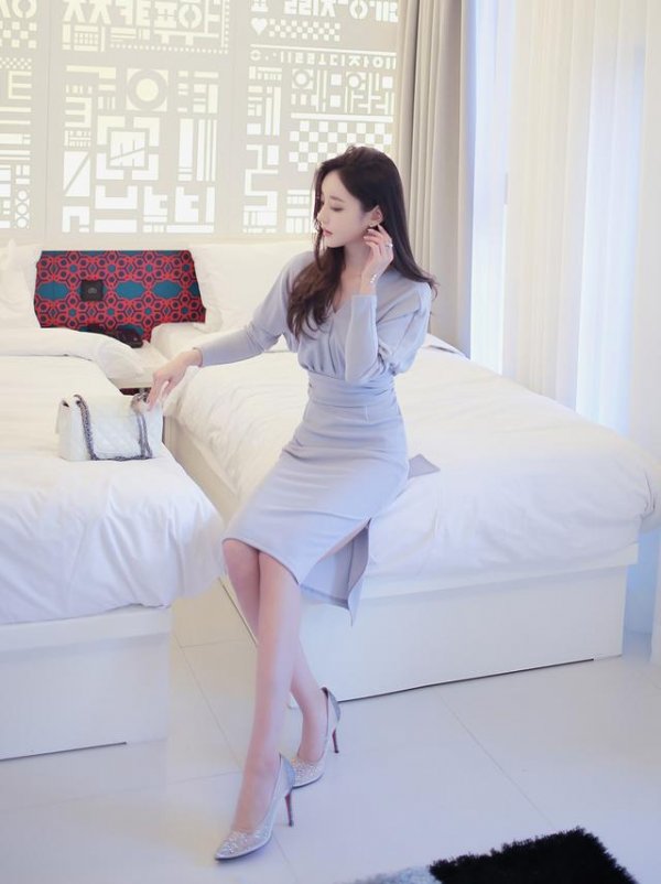 沐足的技师暗示你魔 2个技师同时添我